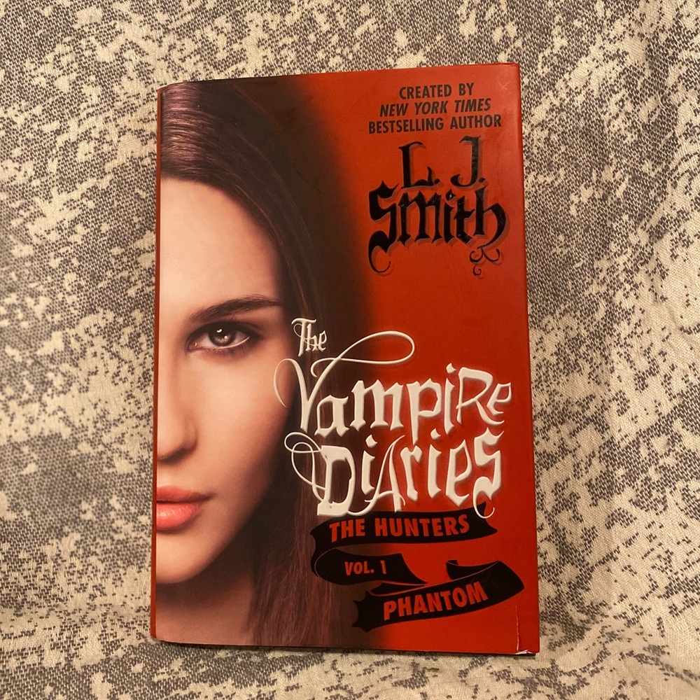 Phantom- The Hunters vol.1 The Vampire Diaries